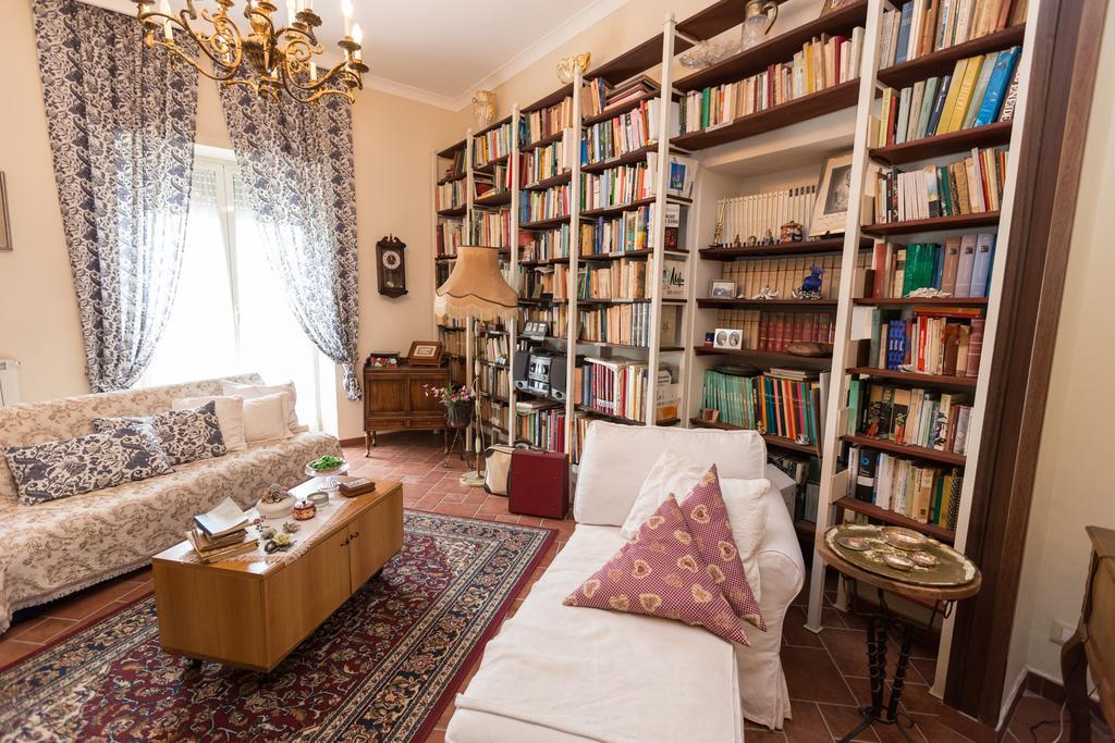 Patrian Bed and Breakfast Grottaferrata Exteriör bild